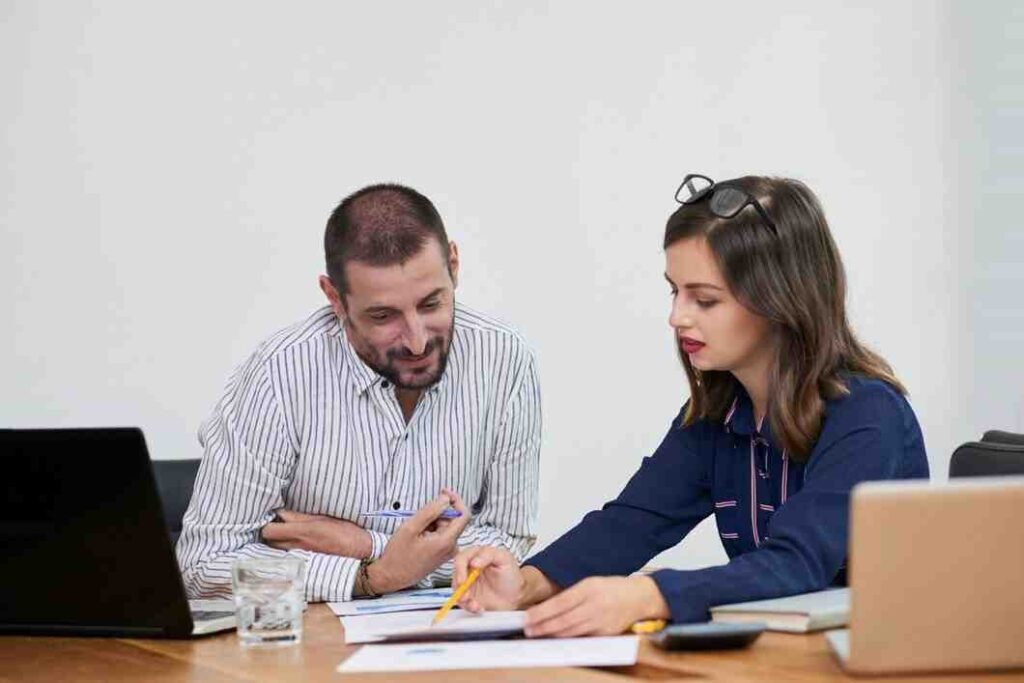 Understanding Buyer Intent in Final Expense Lead Generation